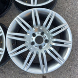 Roue en aluminium usagée BMW Silver 02 / Dimensions : 18x8 / Boulons : 5x120mm